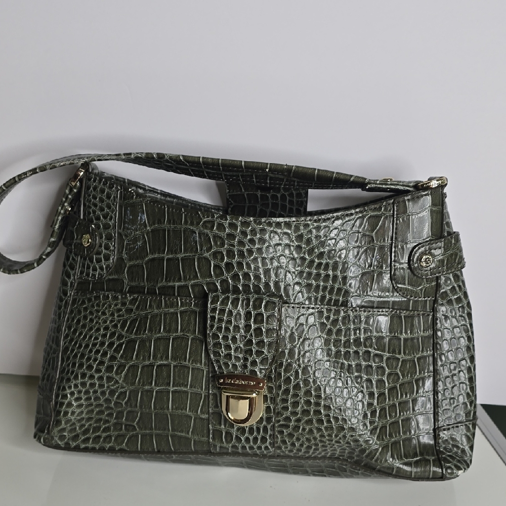 Elegant Green Crocodile-Embossed Handbag Liz Claiborne